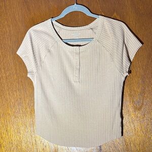 NWOT American Eagle Outfitters Tan Ribbed Short Sleeve Tee